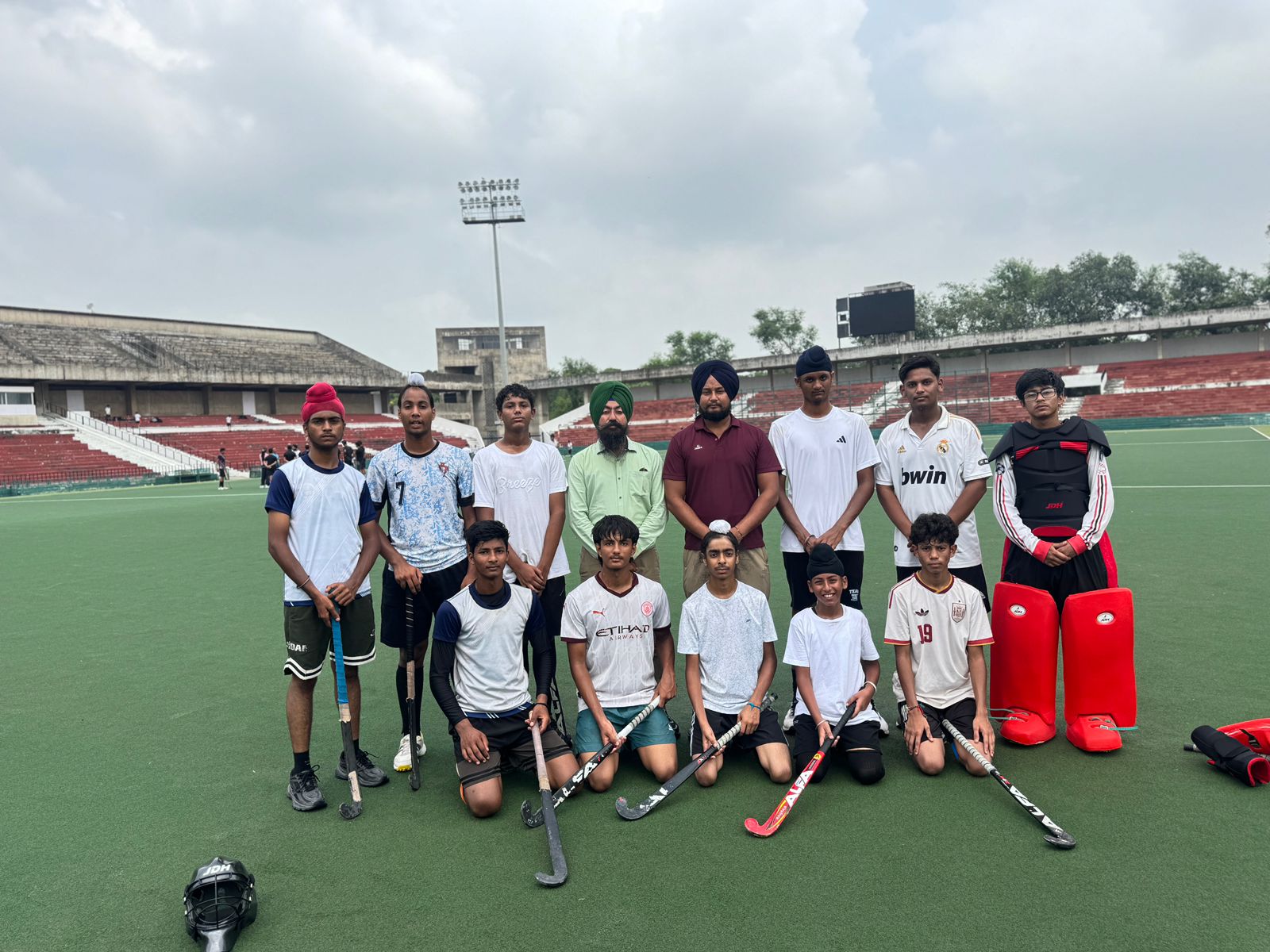 Hockey U-17 team won silver medal in Inter School State Championship