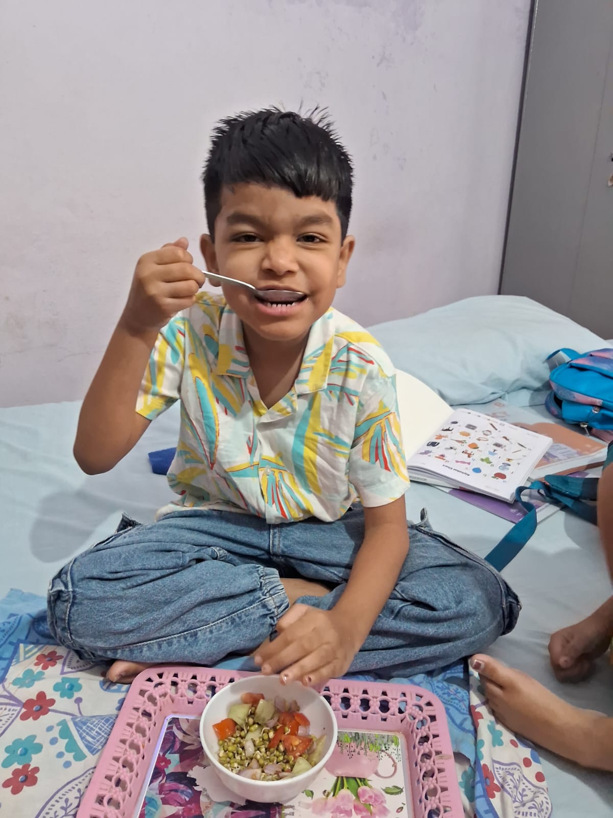 Kindergarten kid online class activity