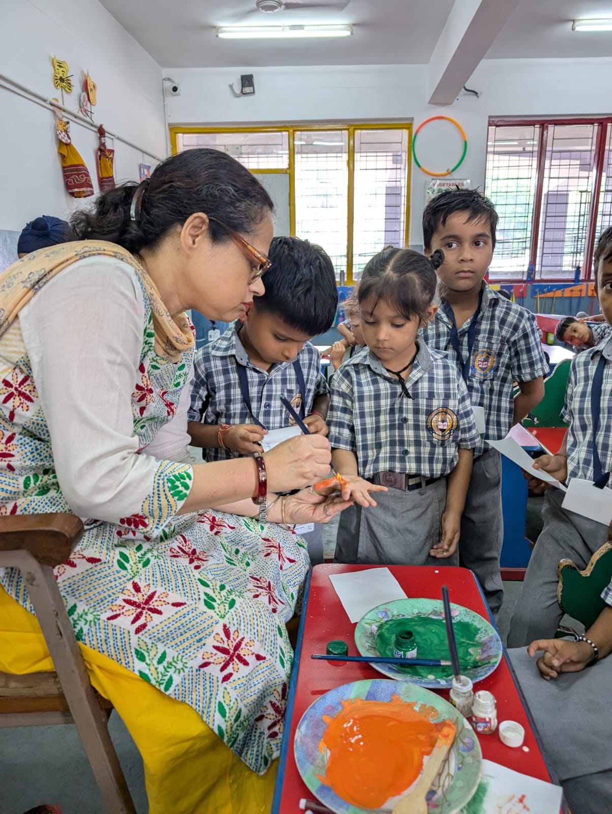 Tiny Tots Tricolour Activity