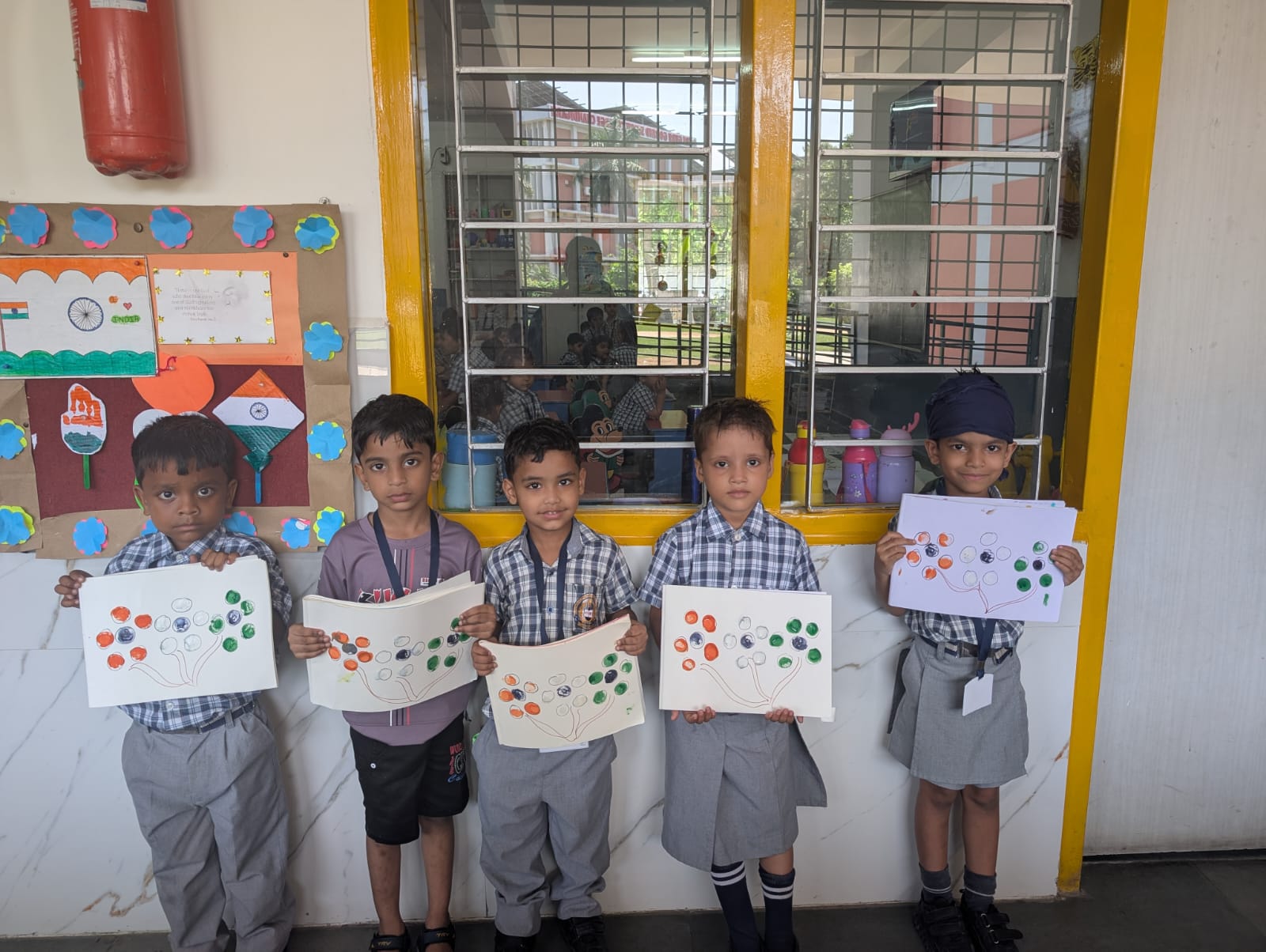 Tiny Tots Tricolour Flower Making