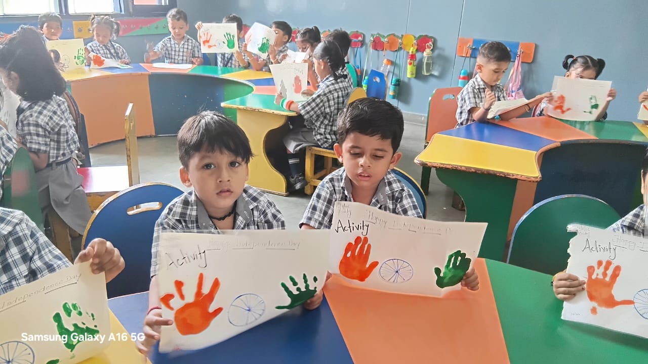 Tiny Tots Creative Activity